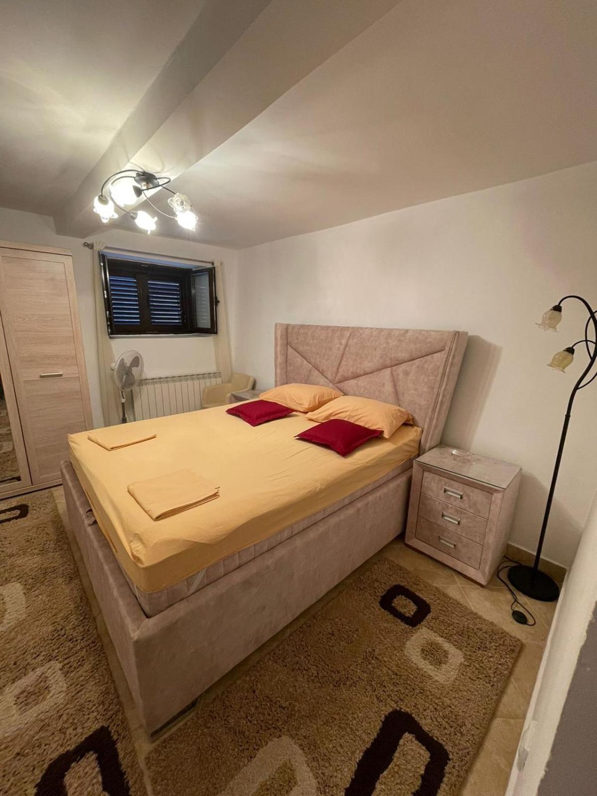 Bjelica Apartments كوتور المظهر الخارجي الصورة