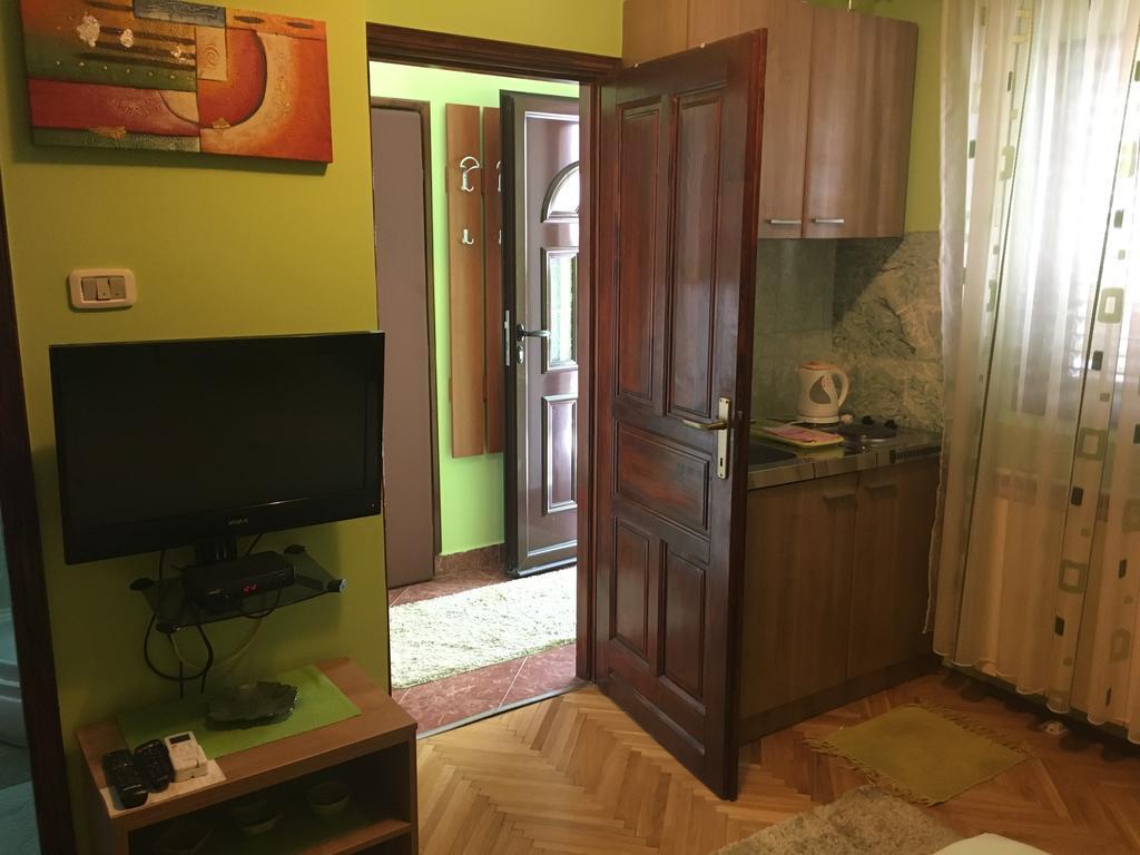 Bjelica Apartments كوتور المظهر الخارجي الصورة